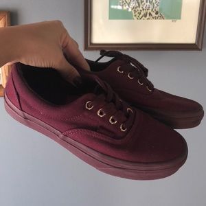 Vans lace up sneaker